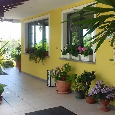 Bb Orchidea Nocleg ze śniadaniem 2*