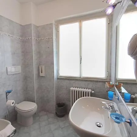 Oda ve Kahvaltı Bb Orchidea Stresa